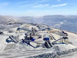 Ligne de concassage de minerai de fer de 400 T/H : la solution de traitement des roches dures de Liming Heavy Industry